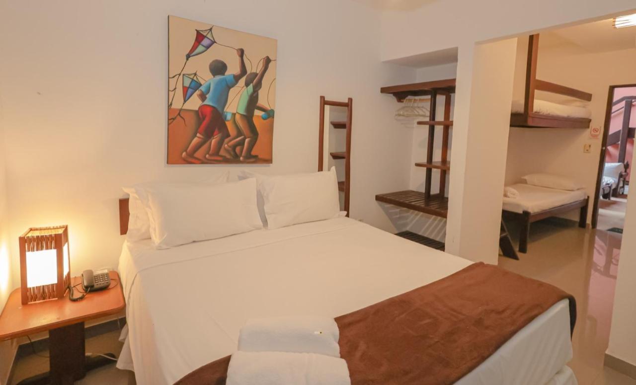 Quarto Família com Vista para a Piscina